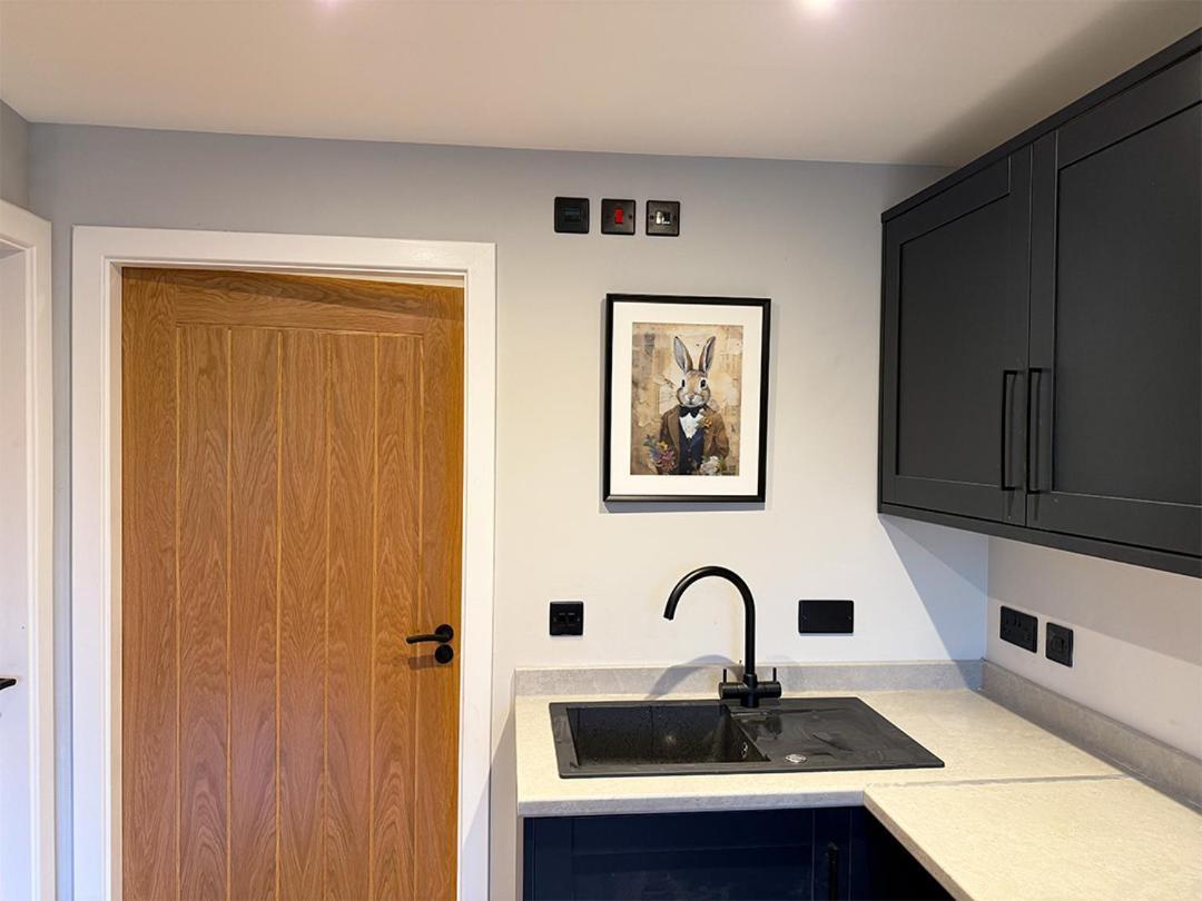 River Logie Lodges Westfield  外观 照片