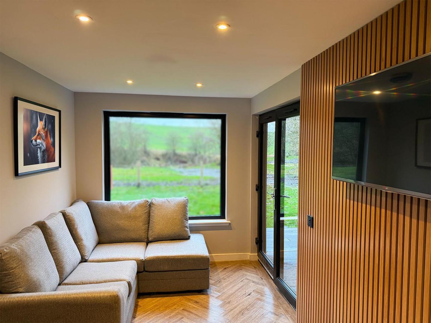 River Logie Lodges Westfield  外观 照片